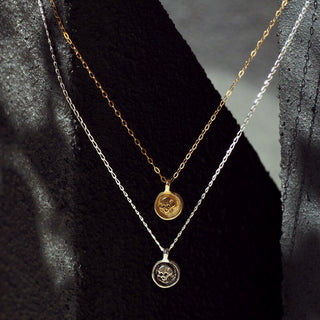 CHERON MINI SKULL pendant necklace, silver