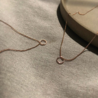 PHASE Fine pendant necklace, 9ct rose gold