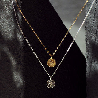 CHERON MINI SKULL pendant necklace, 9ct gold