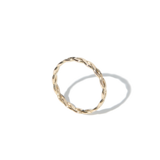 ESSENTIALS braided ring