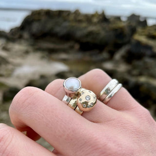 PEBBLE & PEARL chunky ring, silver