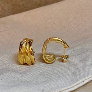 LAMELLA chunky huggie hoop earrings, 9ct gold