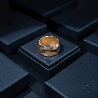 STONE chunky ring, gold-plated