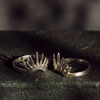 VILLEFORT SPIKED HALO ring, silver